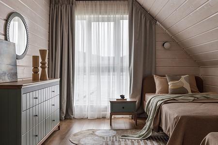 Как утеплить дом из бруса: выбор материалов и технологии